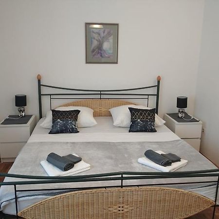 Veky Apartman Jezera Kültér fotó